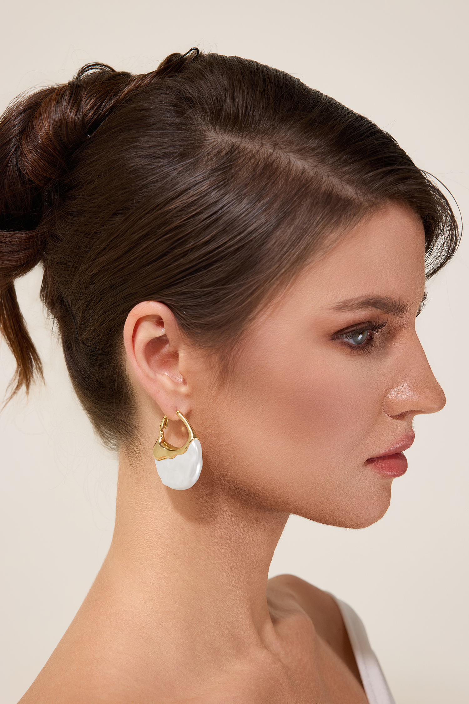 Inlaid Faux Pearl Irregular Shape Earrings Inlaid Faux Pearl Irregular Shape Earrings