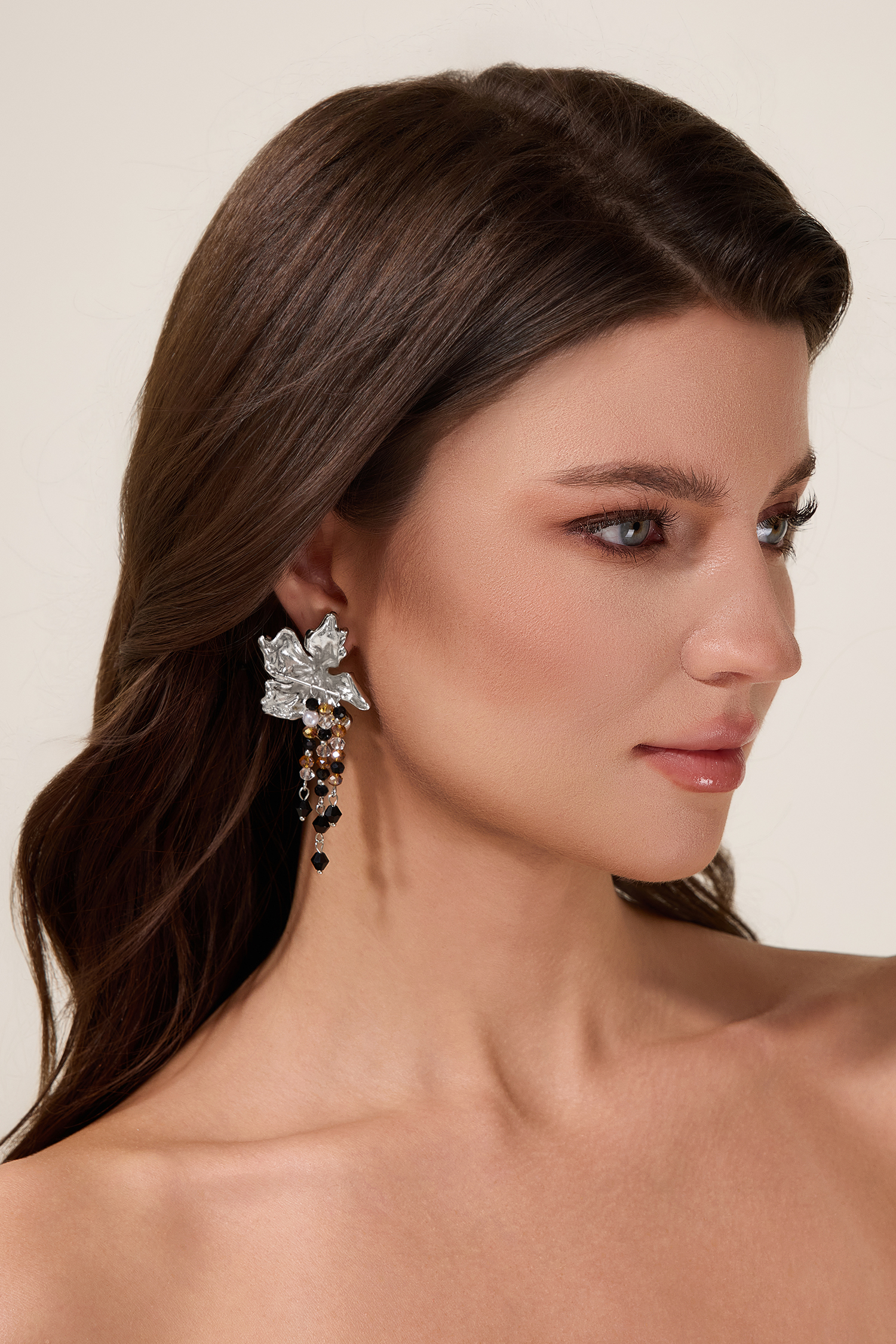 Floral Shape Beaded Tassel Metal Earrings Floral Shape Beaded Tassel Metal Earrings