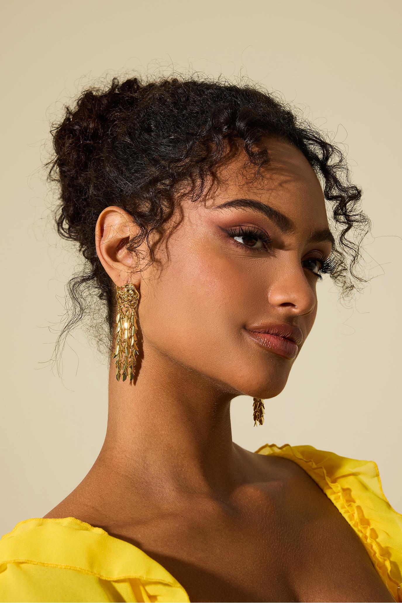 Metal Flower Shape Leaf shape Tassel Drop Earrings Metal Flower Shape Leaf shape Tassel Drop Earrings