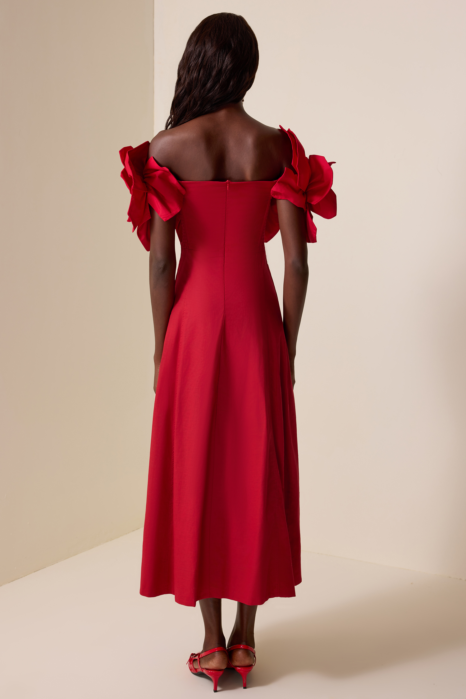 3D Flower Solid Off-Shoulder Midi Dress 3D Flower Solid Off-Shoulder Midi Dress