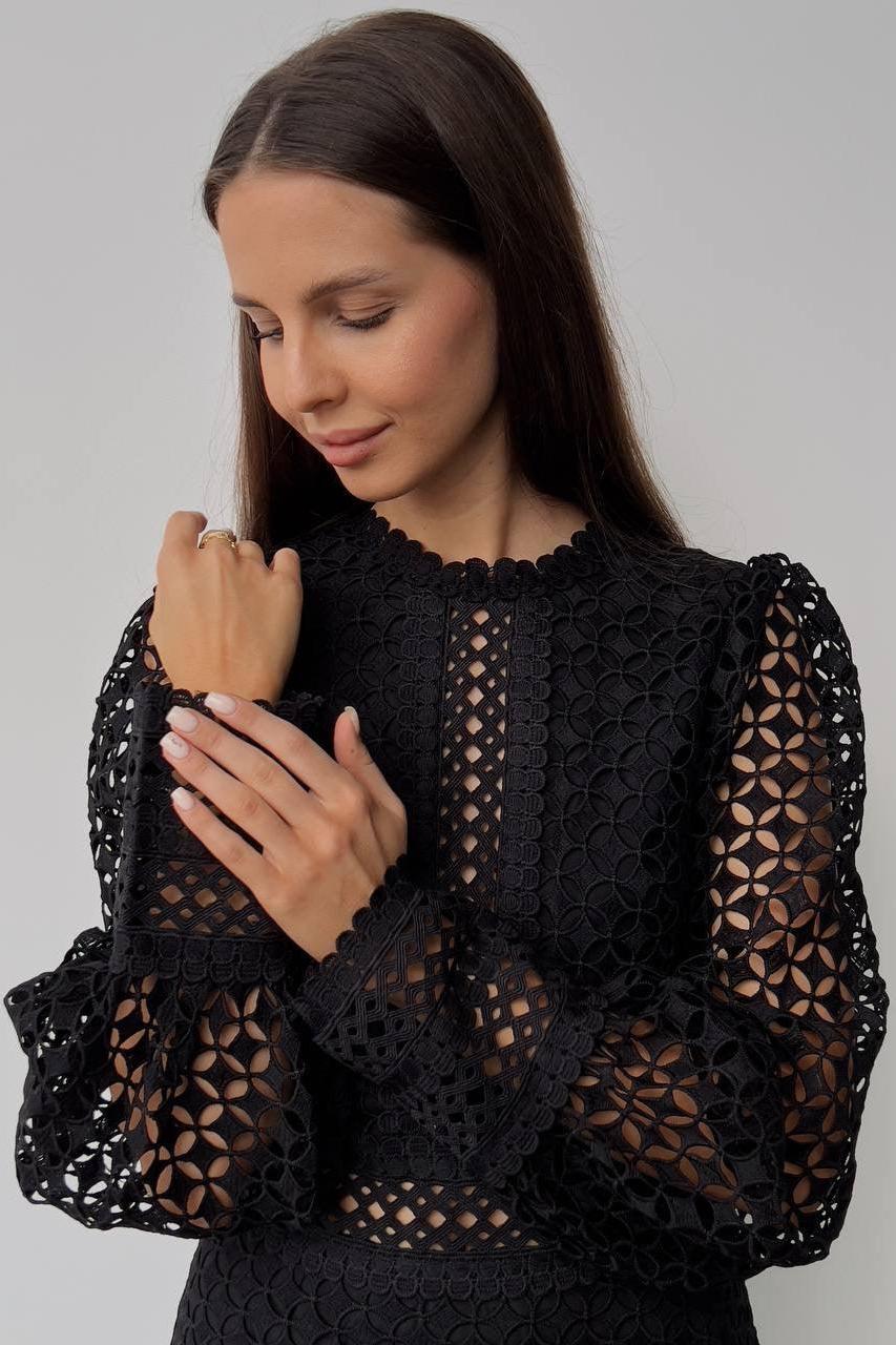 Solid Lace Lantern Sleeve Midi Dress Solid Lace Lantern Sleeve Midi Dress