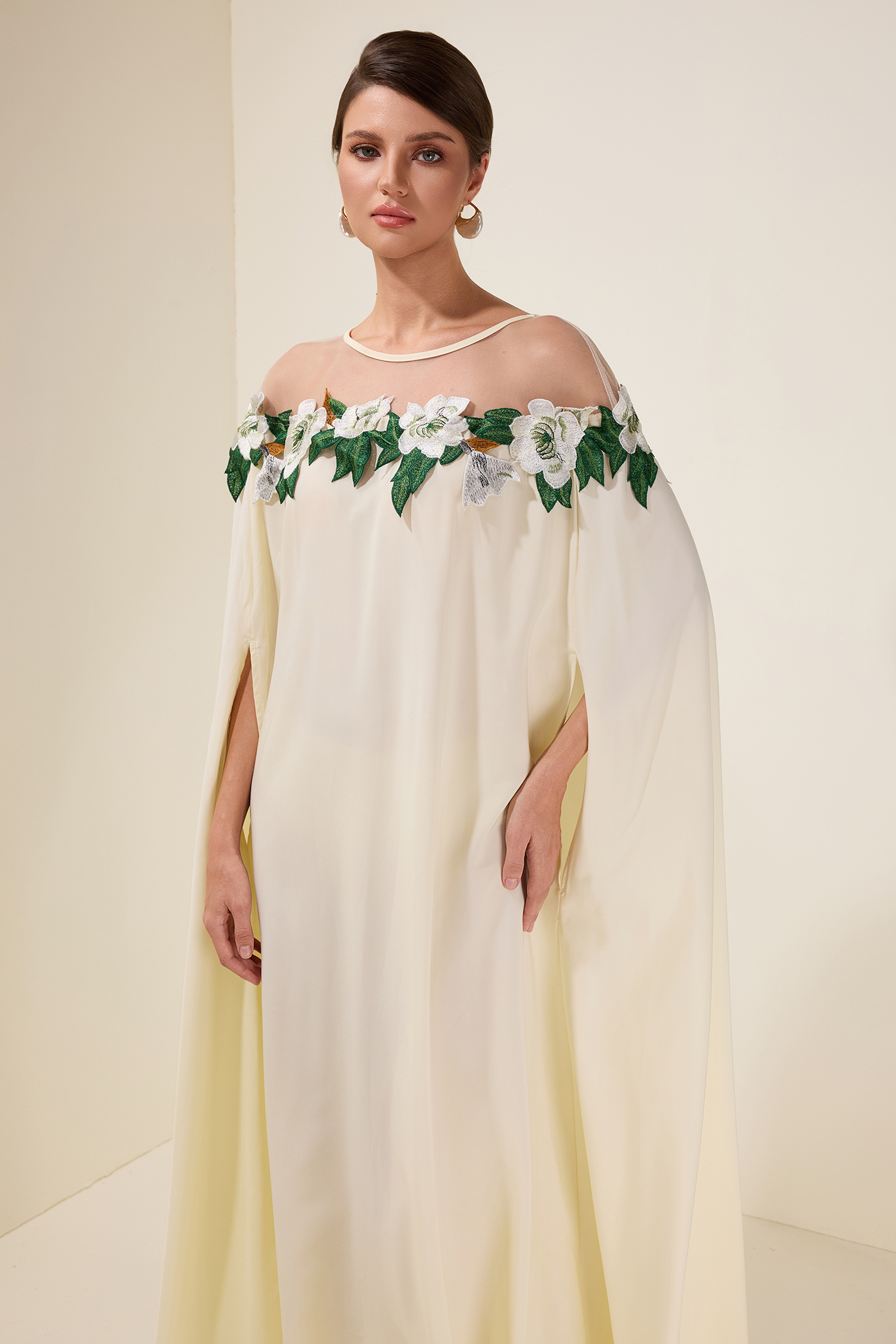 Embroidered Batwing Sleeve Midi Dress Embroidered Batwing Sleeve Midi Dress