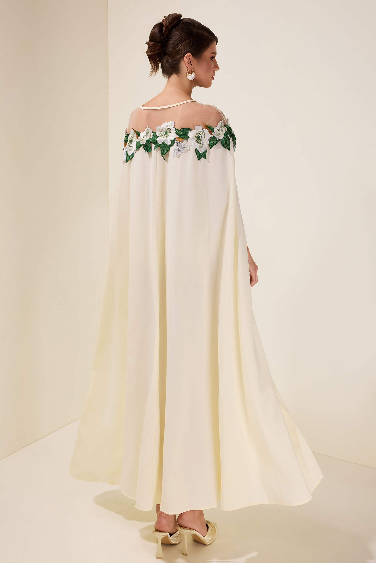 Embroidered Batwing Sleeve Midi Dress Embroidered Batwing Sleeve Midi Dress