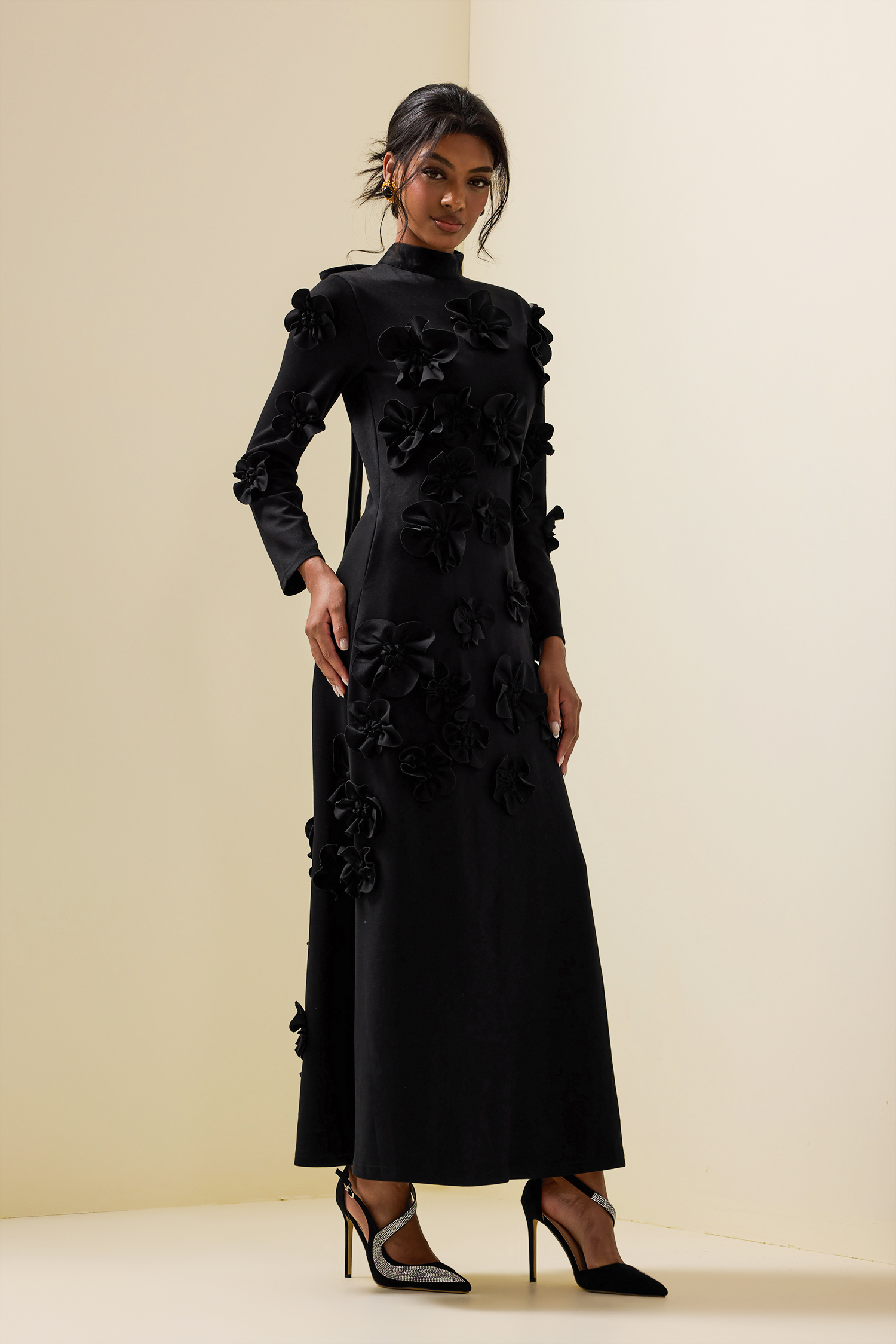 3D Flower Stand Collar Long Sleeve Midi Dress 3D Flower Stand Collar Long Sleeve Midi Dress