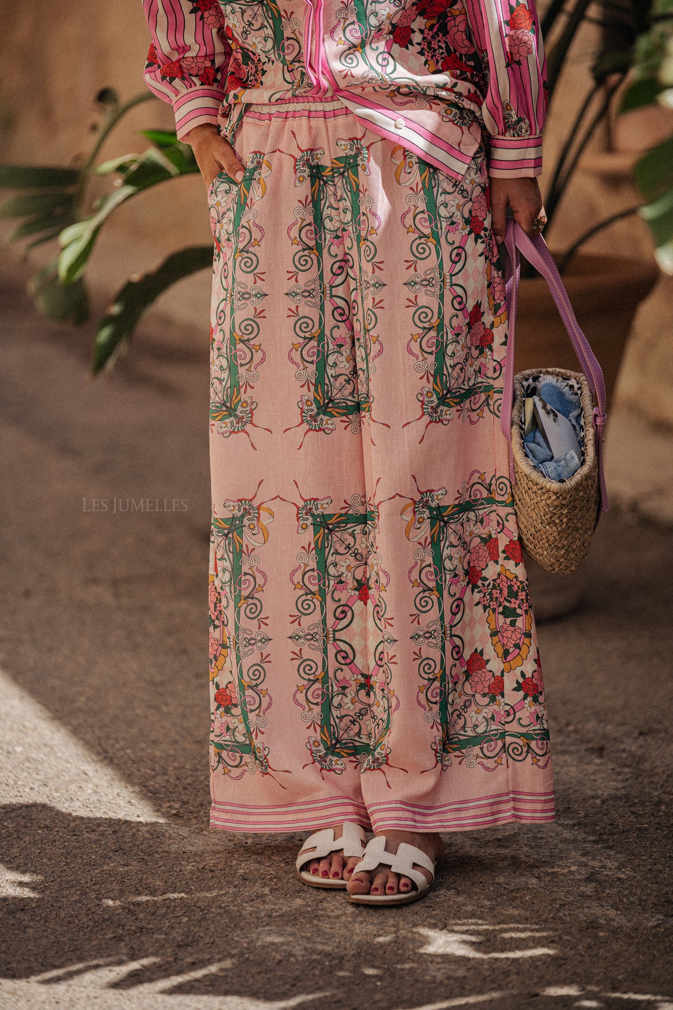 Floral Bottom Long Sleeve Top & Mid Waist Wide Leg Pants Set Floral Bottom Long Sleeve Top & Mid Waist Wide Leg Pants Set