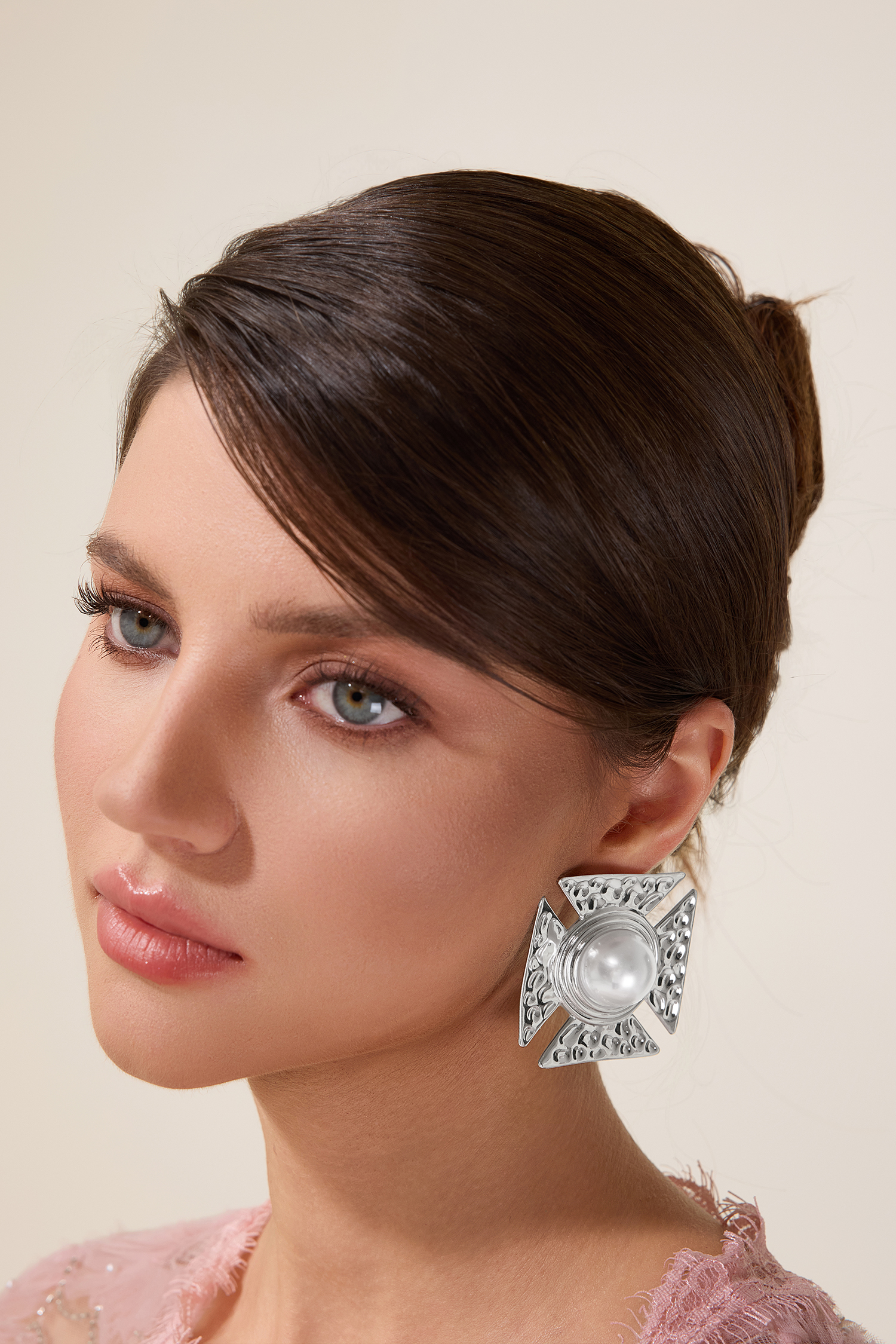 Irregular Shape Faux Pearl Metal Earrings Irregular Shape Faux Pearl Metal Earrings